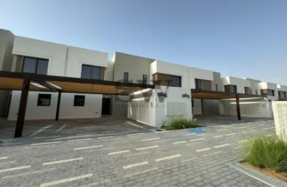 Apartment - 2 Bedrooms - 3 Bathrooms for rent in Al Mariah Community - Al Raha Gardens - Abu Dhabi