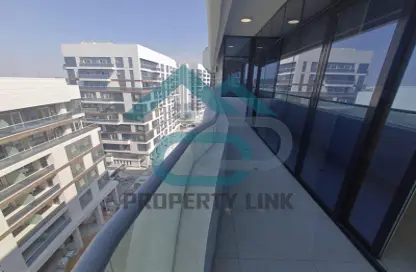 Apartment - 2 Bedrooms - 3 Bathrooms for rent in P1912 - Al Raha Beach - Abu Dhabi