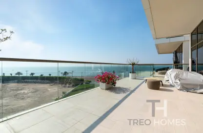 Apartment - 2 Bedrooms - 2 Bathrooms for sale in The 8 - The Crescent - Palm Jumeirah - Dubai