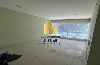 Apartment - 1 Bathroom for rent in Al Taawun Street - Al Taawun - Sharjah