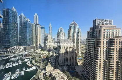 Apartment - 1 Bedroom - 2 Bathrooms for rent in Al Habtoor Tower - Dubai Marina - Dubai