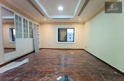 Apartment - 1 Bathroom for rent in Mohammed Villas 24 - Mohamed Bin Zayed City - Abu Dhabi