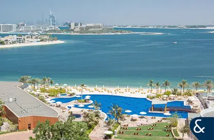 Apartment - 1 Bedroom - 1 Bathroom for rent in Emerald - Tiara Residences - Palm Jumeirah - Dubai