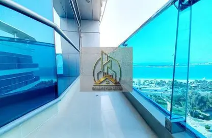 Apartment - 3 Bedrooms - 5 Bathrooms for rent in Al Sahel Towers - Corniche Road - Abu Dhabi