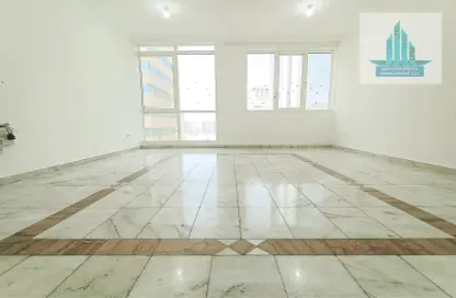 Apartment - 2 Bedrooms - 3 Bathrooms for rent in Al Salam Tower - Tourist Club Area - Abu Dhabi