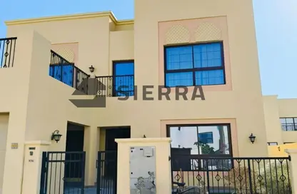 Villa - 4 Bedrooms - 5 Bathrooms for rent in Nad Al Sheba Villas - Nad Al Sheba 3 - Nad Al Sheba - Dubai