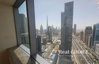 Apartment - 2 Bedrooms - 2 Bathrooms for rent in 21st Century Tower - Sheikh Zayed Road - Dubai