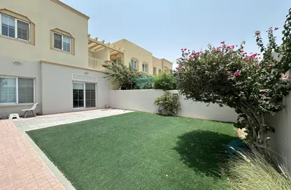 Villa - 2 Bedrooms - 3 Bathrooms for rent in Springs 14 - The Springs - Dubai