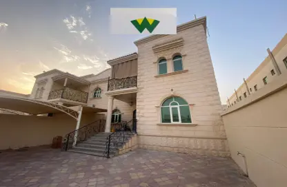 Apartment - 2 Bedrooms - 3 Bathrooms for rent in Mohamed Bin Zayed City Villas - Mohamed Bin Zayed City - Abu Dhabi