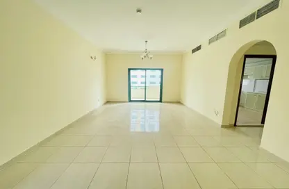 Apartment - 2 Bedrooms - 3 Bathrooms for rent in Al Taawun - Sharjah