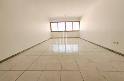 Apartment - 1 Bedroom - 1 Bathroom for rent in Al Fardan Building - Airport Road - Abu Dhabi