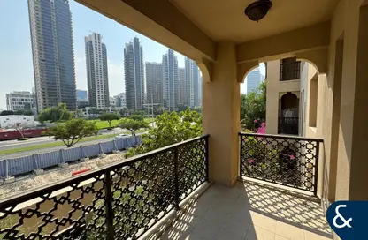 Apartment - 3 Bedrooms - 5 Bathrooms for rent in Reehan 6 - Reehan - Old Town - Dubai