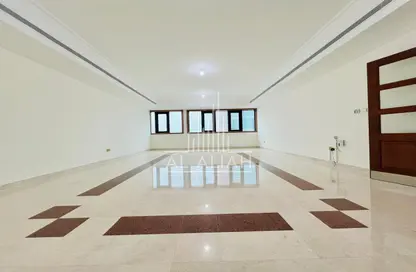 Apartment - 4 Bedrooms - 5 Bathrooms for rent in Airport Road - Abu Dhabi