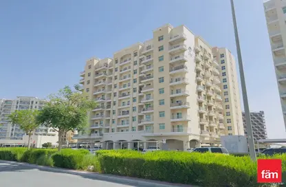 Apartment - 2 Bedrooms - 3 Bathrooms for rent in Mazaya 6 - Queue Point - Dubai Land - Dubai