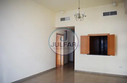 Apartment - 1 Bedroom - 2 Bathrooms for rent in Julphar Residential Tower - Julphar Towers - Al Nakheel - Ras Al Khaimah