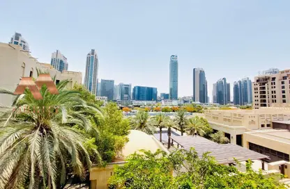 Apartment - 3 Bedrooms - 5 Bathrooms for sale in Yansoon 8 - Yansoon - Old Town - Dubai