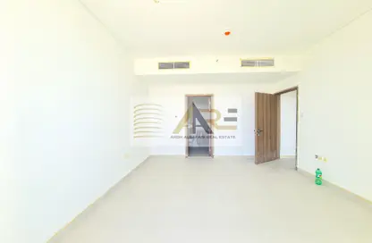 Apartment - 2 Bedrooms - 3 Bathrooms for rent in AlFalah - Muwaileh Commercial - Sharjah