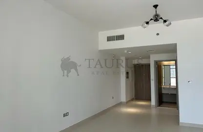 Apartment - 1 Bedroom - 2 Bathrooms for rent in J One Building - Dubai Residence Complex - Dubai