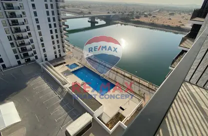 Apartment - 2 Bedrooms - 3 Bathrooms for sale in Waters Edge - Yas Island - Abu Dhabi