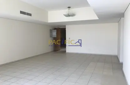 Apartment - 2 Bedrooms - 3 Bathrooms for rent in Green View 2 - Green View - Barsha Heights (Tecom) - Dubai