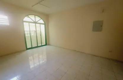 Apartment - 1 Bedroom - 1 Bathroom for rent in Al Butina B - Al Butina - Sharjah