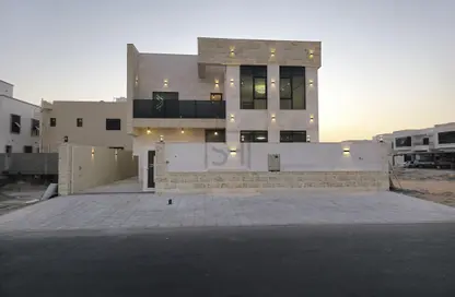 Villa - 5 Bedrooms - 7 Bathrooms for sale in Al Yasmeen 1 - Al Yasmeen - Ajman