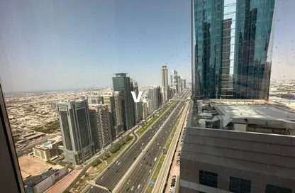 Apartment - 3 Bedrooms - 3 Bathrooms for rent in 21st Century Tower - Sheikh Zayed Road - Dubai