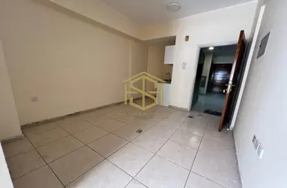 Apartment - 1 Bathroom for rent in Al Ghuair - Al Gharb - Sharjah