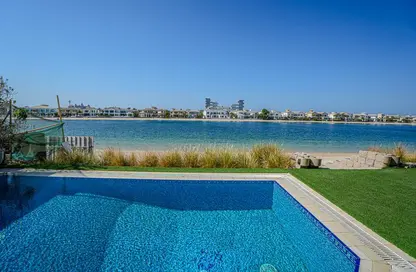 Villa - 4 Bedrooms - 5 Bathrooms for rent in Garden Homes Frond C - Garden Homes - Palm Jumeirah - Dubai