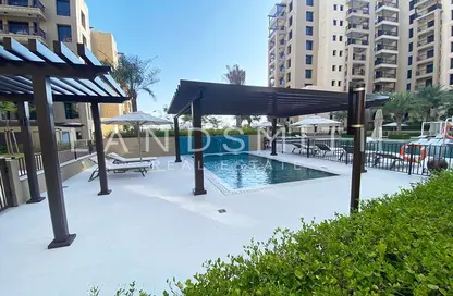 Apartment - 1 Bedroom - 1 Bathroom for sale in Lamaa - Madinat Jumeirah Living - Umm Suqeim - Dubai