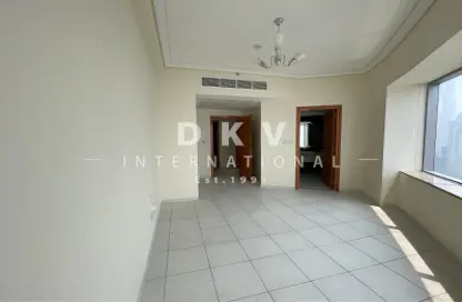 Apartment - 3 Bedrooms - 4 Bathrooms for rent in 21st Century Tower - Sheikh Zayed Road - Dubai