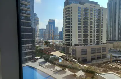 Apartment - 2 Bedrooms - 3 Bathrooms for rent in Boulevard Crescent Tower 1 - BLVD Crescent - Downtown Dubai - Dubai