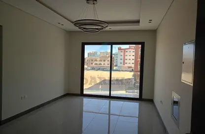 Apartment - 1 Bedroom - 2 Bathrooms for rent in Al Jurf 3 - Al Jurf - Ajman Downtown - Ajman