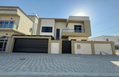 Villa - 5 Bedrooms - 7 Bathrooms for sale in Al Yasmeen 1 - Al Yasmeen - Ajman