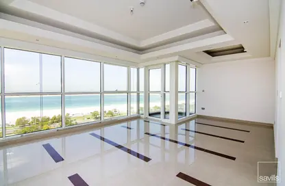 Apartment - 3 Bedrooms - 4 Bathrooms for rent in Wave tower - Corniche Road - Abu Dhabi