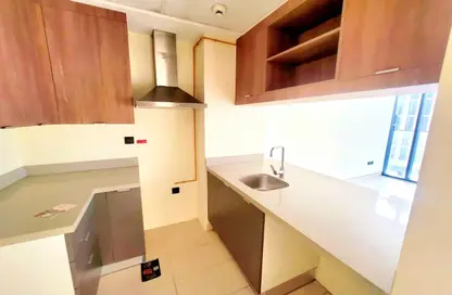 Apartment - 1 Bedroom - 2 Bathrooms for rent in Jumeirah Garden City - Al Satwa - Dubai