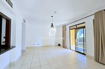 Apartment - 1 Bedroom - 2 Bathrooms for sale in Reehan 5 - Reehan - Old Town - Dubai