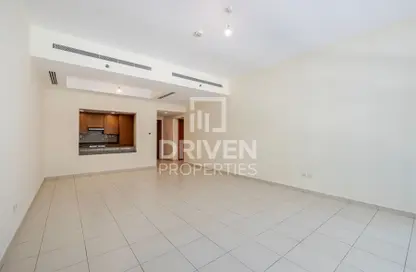 Apartment - 1 Bedroom - 2 Bathrooms for sale in Bay Square Building 9 - Bay Square - Business Bay - Dubai