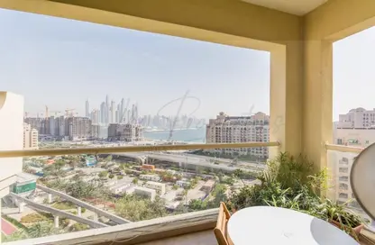 Penthouse - 4 Bedrooms - 5 Bathrooms for rent in Al Shahla - Shoreline Apartments - Palm Jumeirah - Dubai