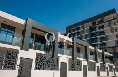 Townhouse - 3 Bedrooms - 4 Bathrooms for sale in The Gate - Masdar City - Abu Dhabi