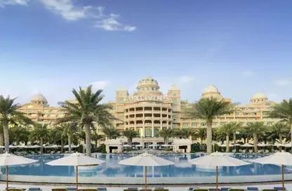 Apartment - 3 Bedrooms - 4 Bathrooms for sale in Raffles Residences  and  Penthouses - Palm Jumeirah - Dubai