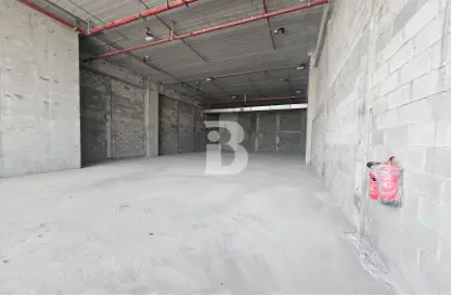 Shop - Studio - 1 Bathroom for rent in Mussafah Industrial Area - Mussafah - Abu Dhabi