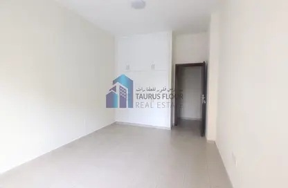 Apartment - 2 Bedrooms - 3 Bathrooms for rent in Rigga Road - Al Rigga - Deira - Dubai