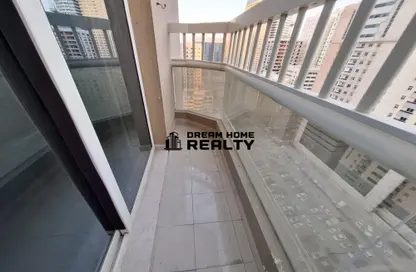 Apartment - 3 Bedrooms - 3 Bathrooms for rent in Beach Tower 1 - Al Khan Lagoon - Al Khan - Sharjah