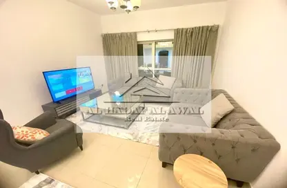 Apartment - 2 Bedrooms - 3 Bathrooms for rent in Rose Tower - Al Khan - Sharjah