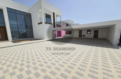 Villa - 5 Bedrooms - 6 Bathrooms for sale in Al Jubail Island - Abu Dhabi