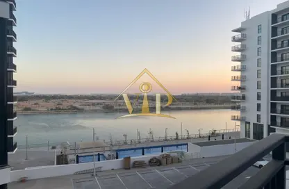 Apartment - 1 Bedroom - 1 Bathroom for rent in Waters Edge - Yas Island - Abu Dhabi