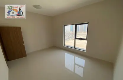 Apartment - 2 Bedrooms - 2 Bathrooms for rent in Gulfa Towers - Al Rashidiya 1 - Al Rashidiya - Ajman