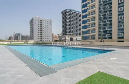 Apartment - 1 Bathroom for sale in Royal Residence 2 - Royal Residence - Dubai Sports City - Dubai