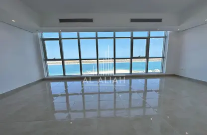 Apartment - 3 Bedrooms - 3 Bathrooms for rent in Wave tower - Corniche Road - Abu Dhabi